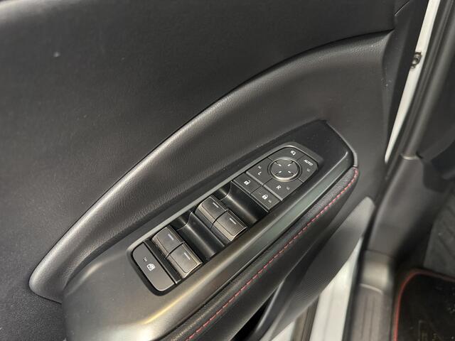 Lexus LBX Cool 2WD | CarPlay | Stoel/stuurverwarming | Dodehoek detectie |