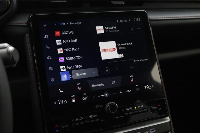Lexus LBX Emotion 2WD | Advanced Pack | Mark Levinson | Head-Up Display | Rondomzichtcamera