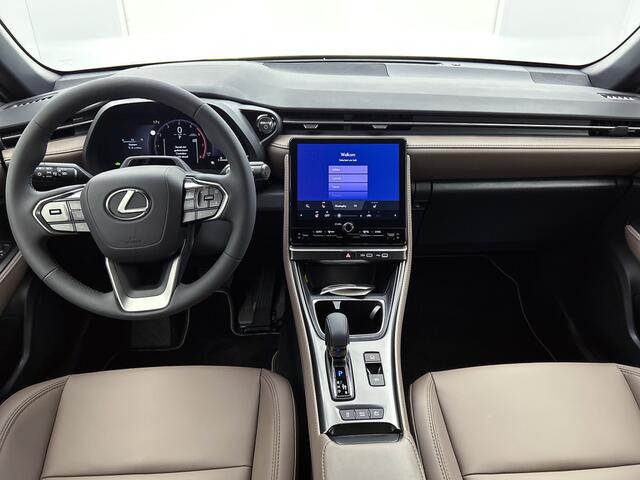 Lexus LBX Elegant 2WD | Stoel- en Stuurverwarming | Parkeersensoren | Navigatie |