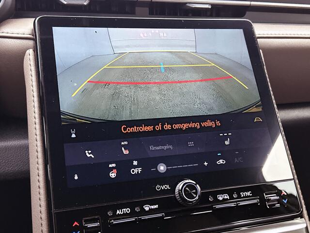Lexus LBX Elegant 2WD | Stoel- en Stuurverwarming | Parkeersensoren | Navigatie |
