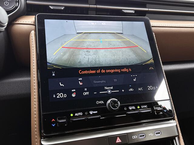 Lexus LBX Relax 2WD | Apple CarPlay / Android Auto (Navigatie) | PDC |