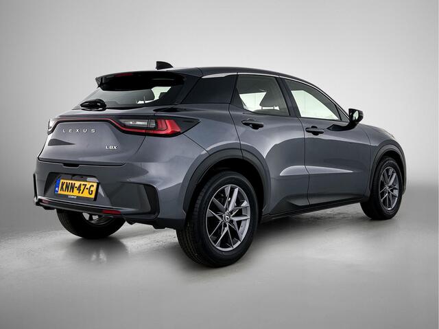 Lexus LBX 2WD | Apple CarPlay / Android Auto (Navigatie) |