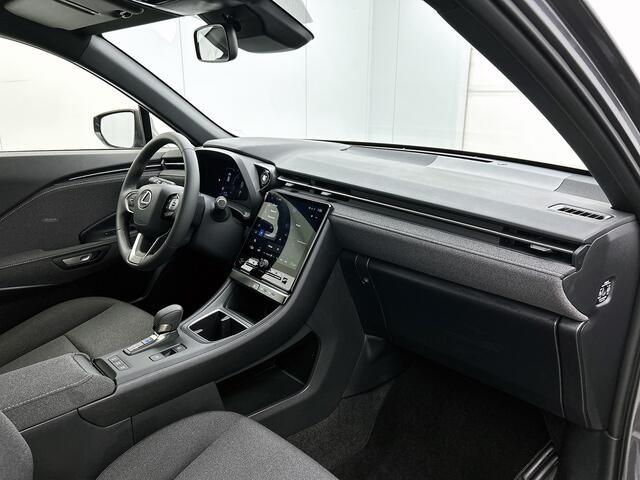 Lexus LBX 2WD | Apple CarPlay / Android Auto (Navigatie) |