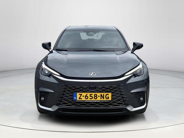 Lexus LBX 1.5 Original Edition 2WD | Stoelgeheugen | elektrische verstelbare stoelen | Mark Levenson | 360 graden camera | Elektrische achterklep | Dodehoeksensoren | Headup display |