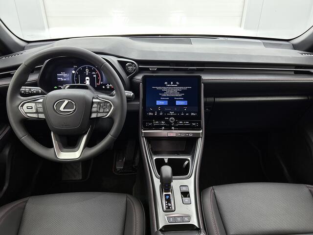 Lexus LBX Emotion 2WD Tech Pack | BTW voertuig | Lederen Bekleding | Stoel+Stuurverwarming | Blind Spot Monitor | Elektrische Achterklep | Draadloze telefoonlader | Parkeersensoren voor+achter |