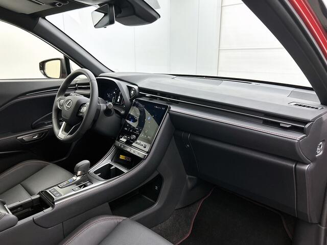 Lexus LBX Emotion 2WD Advanced Pack | BTW voertuig | Mark Levinson | 360 camera | Lederen bekleding | Stoel+Stuurverwarming | Head-Up Display | Blind Spot Monitor | Full LED Adaptive | Elektrische achterklep |