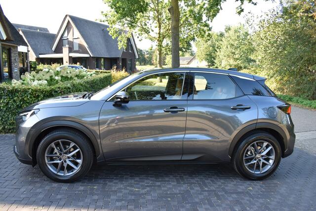 Lexus LBX 1.5 Cool 2WD AUT. LEER, ACC 16DKM NIEUWSTAAT!