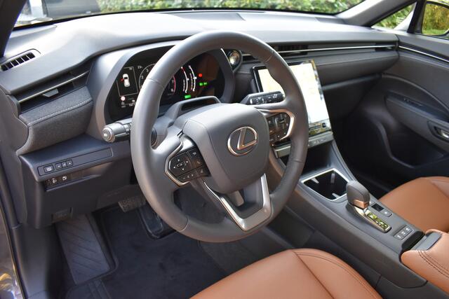 Lexus LBX 1.5 Cool 2WD AUT. LEER, ACC 16DKM NIEUWSTAAT!