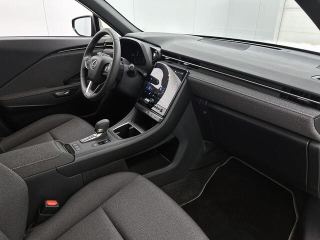 Lexus LBX 2WD | BTW voertuig | Navigatie | Apple CarPlay/Android Auto | Cruise Control Adaptive | Achteruitrijcamera | LED verlichting |