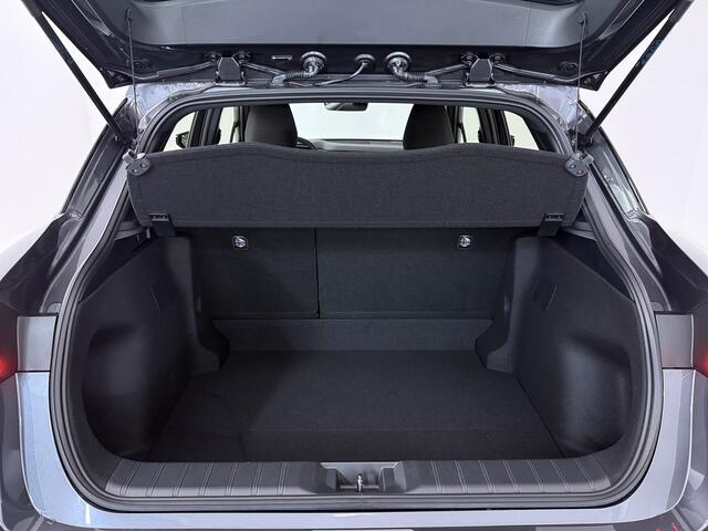 Lexus LBX 1.5 Hybrid Business Line | Navigatie | PDC | Leenauto even wachten met adverteren
