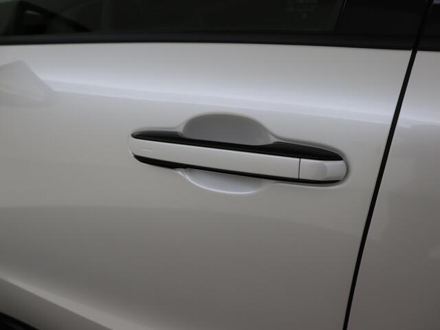 Lexus LBX Emotion 2WD | Mark Levinson | 360 Camera | Head Up Display | Sportieve Velgen | Demo