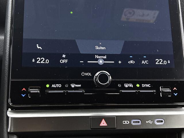 Lexus LBX 2WD | Achteruitrijcamera | Apple CarPlay / Android Auto | Lexus Link + |