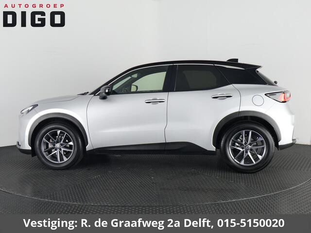 Lexus LBX 1.5 Business Line Bi-Tone 2WD | Dodehoek detectie | Stuur- & Stoelverwarming | Navigatie | Parkeersensoren