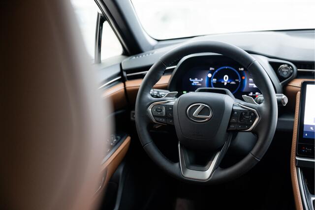 Lexus LBX Relax 2WD | Tech Pack | Carplay | Keyless Entry/Start |