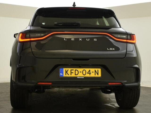 Lexus LBX 2WD Comfort Plus | Parkeersensoren | Blindspot | Keyless – foto 8