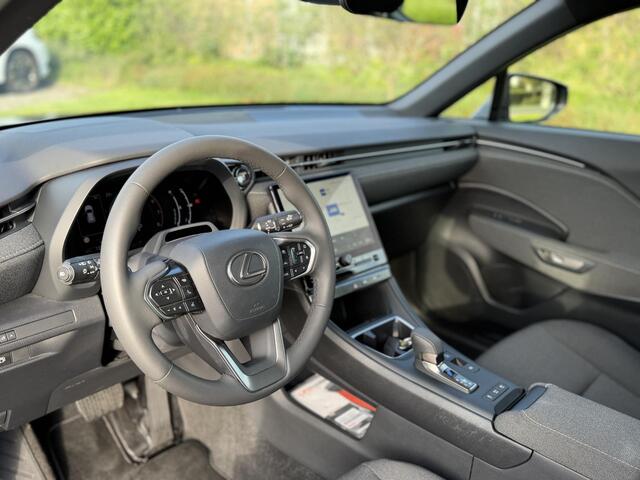 Lexus LBX 1.5 Business Line 2WD | Comfort + Safety Pack | Stoel- stuurverwarming | BSM | PDC V+A | ACC | Camera – foto 4