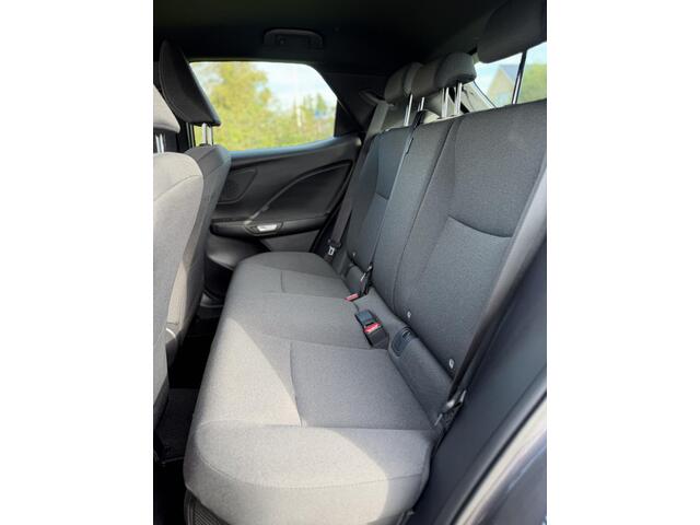 Lexus LBX 1.5 Business Line 2WD | Comfort + Safety Pack | Stoel- stuurverwarming | BSM | PDC V+A | ACC | Camera – foto 6