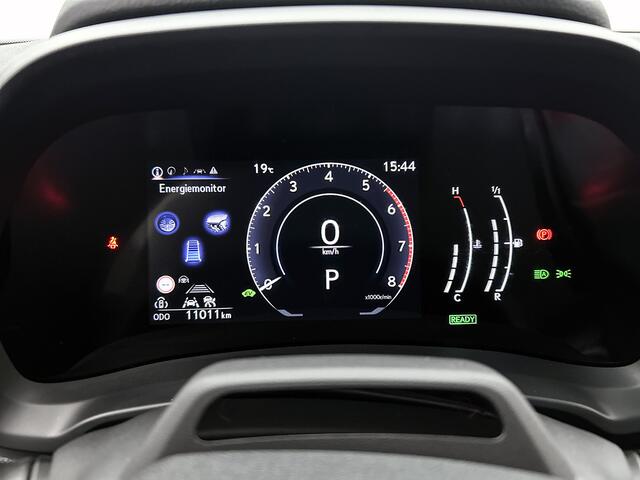 Lexus LBX Emotion 2WD – foto 5