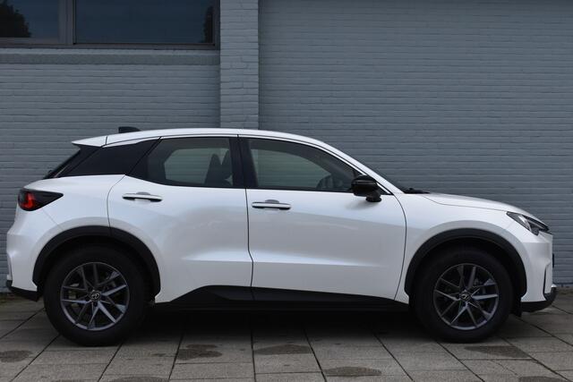 Lexus LBX Business Line 2WD Limited Automaat 136pk | Dodehoekdetectie | Stoelverwarming | Draadloze telefoonlader | – foto 9