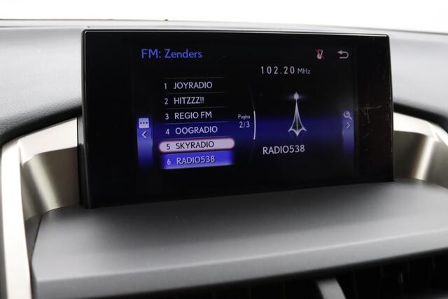 Lexus NX 300h AWD Business Line Pro | Dealeronderhouden | Parkeersensoren | Lederen bekleding
