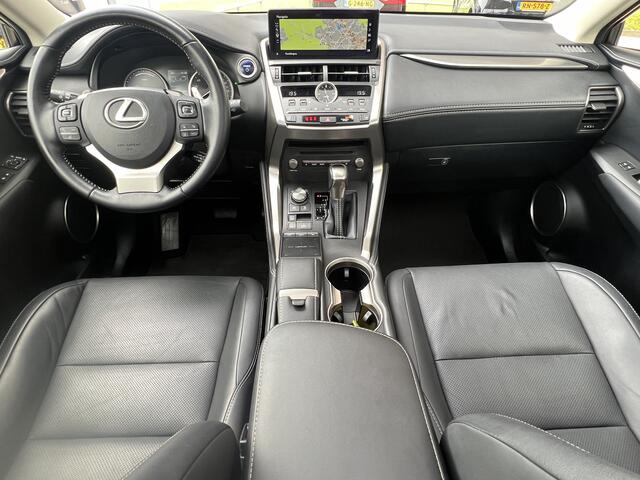 Lexus NX 300H Luxery Line Panoramadak Navigatie Adaptive Cruise Control Leder Carplay Elek Stoelen + Verwarming Camera DAB Hybride Lage Kilometerstand