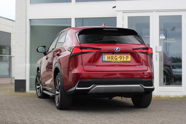 Lexus NX 300h AWD President Line Premium I Mark Lev. I Applecarplay I Garantie I Pano