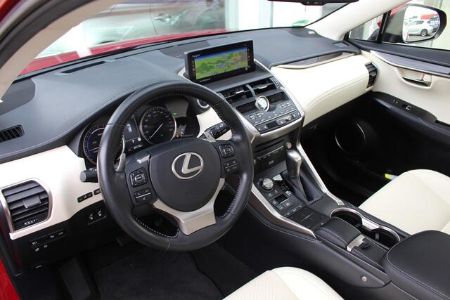 Lexus NX 300h AWD President Line Premium I Mark Lev. I Applecarplay I Garantie I Pano