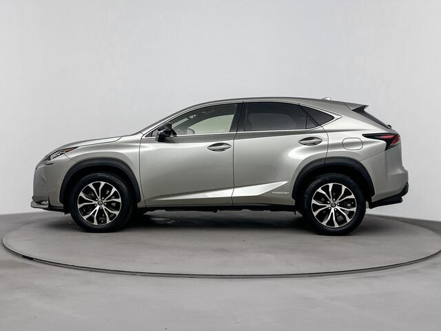 Lexus NX 300h AWD Luxury Line Limited | Stoelverwarming | Panoramadak | Adaptive Cruise Control |
