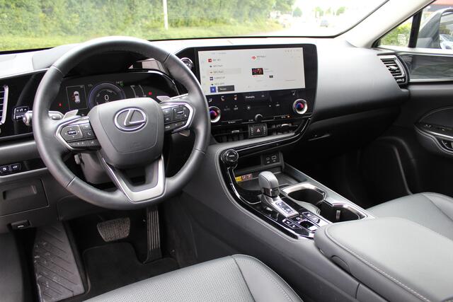 Lexus NX 450h+ AWD Luxury Line Plug-in Hybrid | Rijklaar | Afn.trekhaak | Leder | Stoelverw. | El.stoelen | LED | El.achterklep | Blind Spot