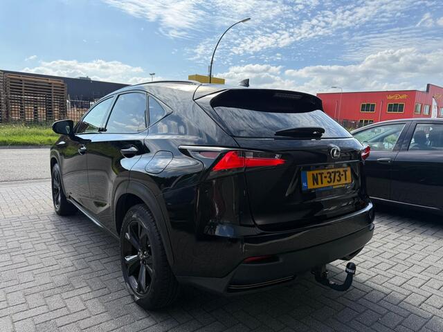 Lexus NX 300h Sport Edition | 1E EIGENAAR | 12MND GARANTIE | DEALER ONDERHOUDEN | AIRCO | LED | NAVI | CRUISE |