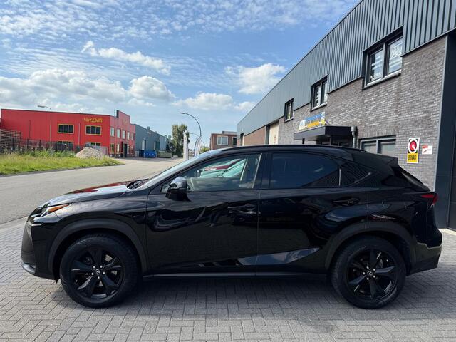 Lexus NX 300h Sport Edition | 1E EIGENAAR | 12MND GARANTIE | DEALER ONDERHOUDEN | AIRCO | LED | NAVI | CRUISE |