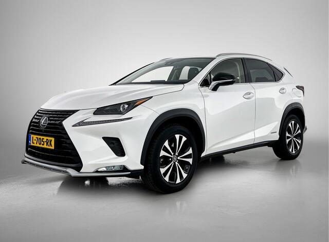 Lexus NX 300h AWD Ultimate Edition | NL-Auto | Groot Navigatie | Bi-Tone Leder Interieur |