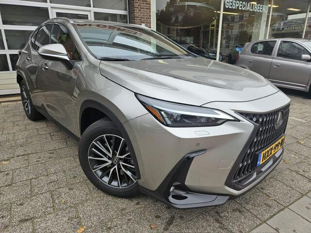Lexus NX 450h+ AWD Luxury Line Oplaadmogelijkheid