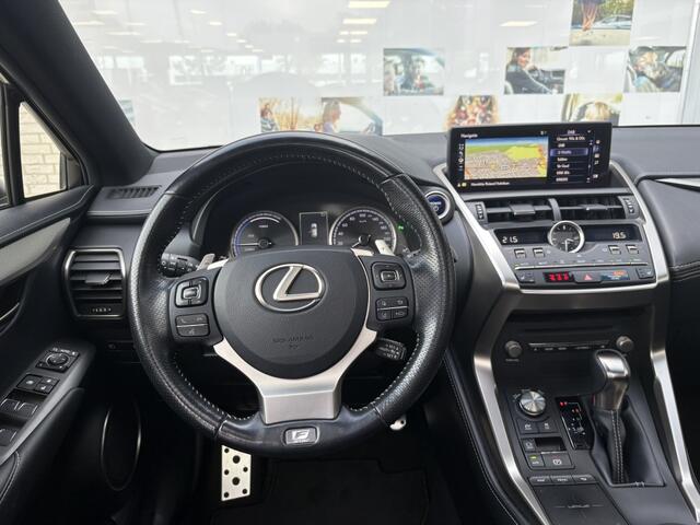 Lexus NX 300h AWD F Sport Line | Panoramadak | Trekhaak | Blindspot |