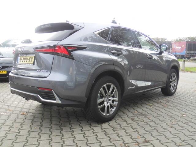 Lexus NX 300h AWD Edition 30