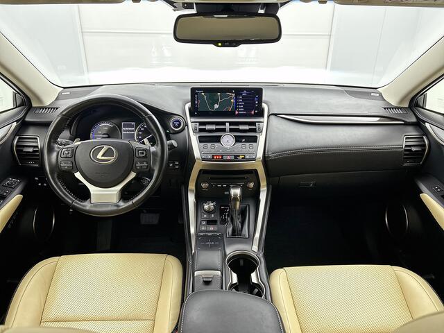 Lexus NX 300h AWD President Line
