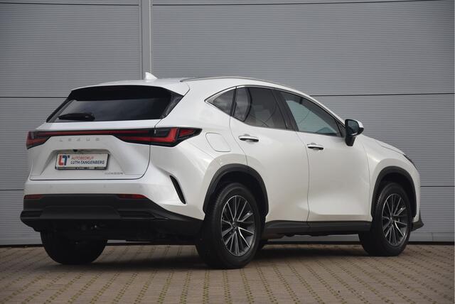 Lexus NX 450h+ AWD Luxury Line | Trekhaak 1500kg |