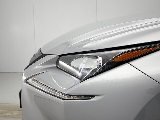 Lexus NX 300h AWD Sport Edition | Trekhaak | Stoelverwarming |