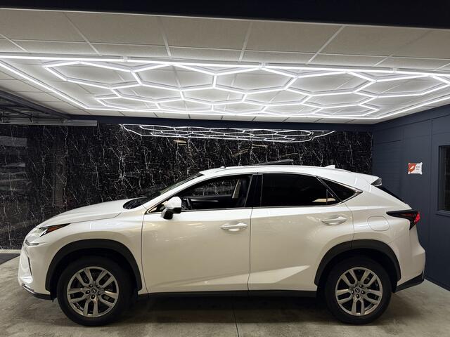 Lexus NX 300h AWD Ultimate Edition