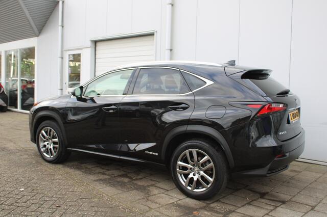 Lexus NX 300h AWD Luxury Line + Elektr.schuifkantel dak