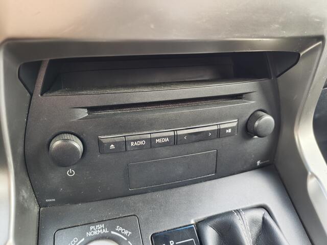 Lexus NX 300h AWD Sport Edition | Trekhaak | 1500 kg trekgewicht | Navi