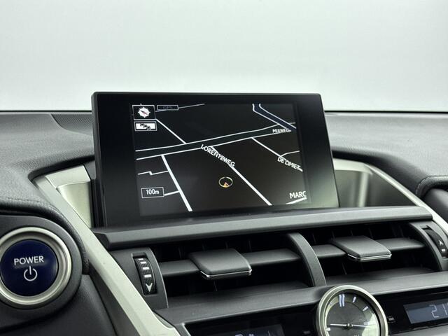 Lexus NX 300h AWD Luxury Line | Carplay | Sensoren | Stoelverwarming |