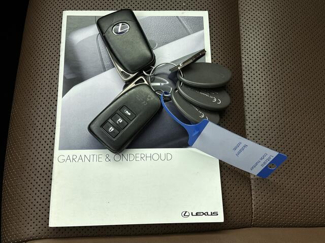 Lexus NX 300h AWD Luxury Line | Carplay | Sensoren | Stoelverwarming |