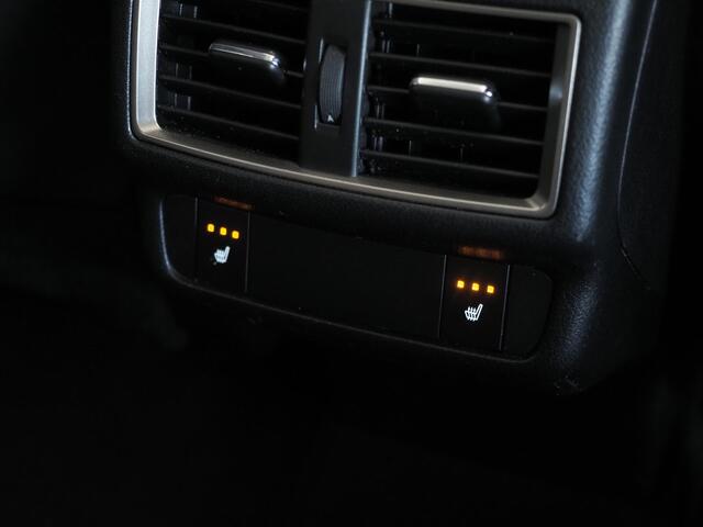 Lexus NX 300h AWD President Line