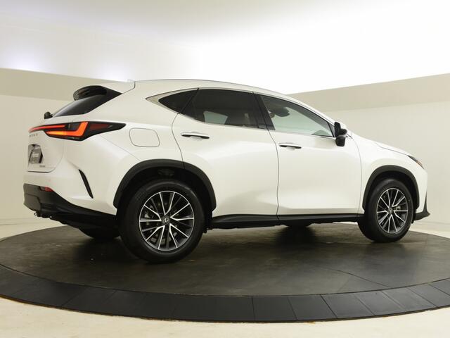 Lexus NX 450h+ AWD Luxury Line |1500kg trekgewicht | Trekhaak |