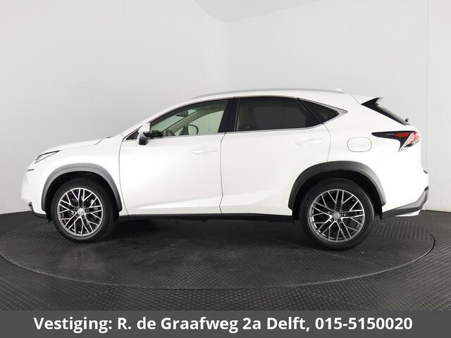 Lexus NX 200 t | Stoelverwarming & ventilatie | Memory seats | Dodehoek detectie
