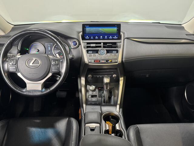 Lexus NX 300h AWD Luxury Line | Schuif-/kantel dak | Elektrische stoelen | Stoelverwarming | Camera |