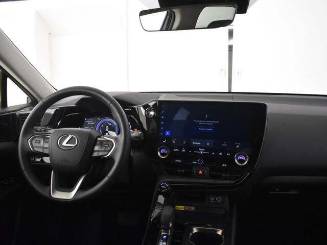 Lexus NX 450h+ AWD Luxury Line | Trekhaak | Blindspot | El. A. Klep |