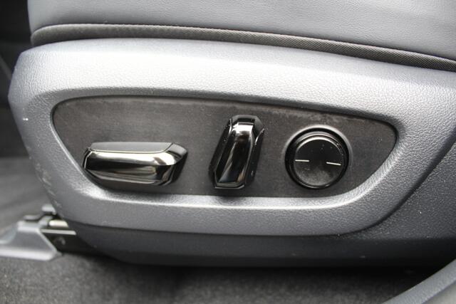 Lexus NX 450h+ AWD Luxury Line | Rijklaar | Trekhaak 1.500kg | Leder | Stoel-/stuurverw. | El.achterklep | Blind Spot | El.stoelen