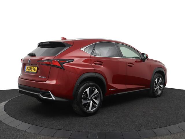 Lexus NX 300h President Line Limited | Mark Levinson | Stoelkoeling | Stoelgeheugen | Rondomzichtcamera |